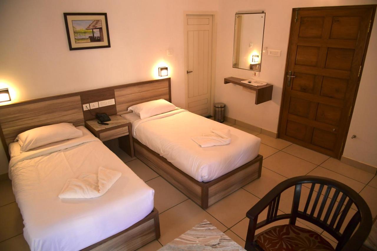 Ramas Garden Bed & Breakfast Thiruvananthapuram Exterior photo